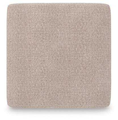 Newellen Living Room