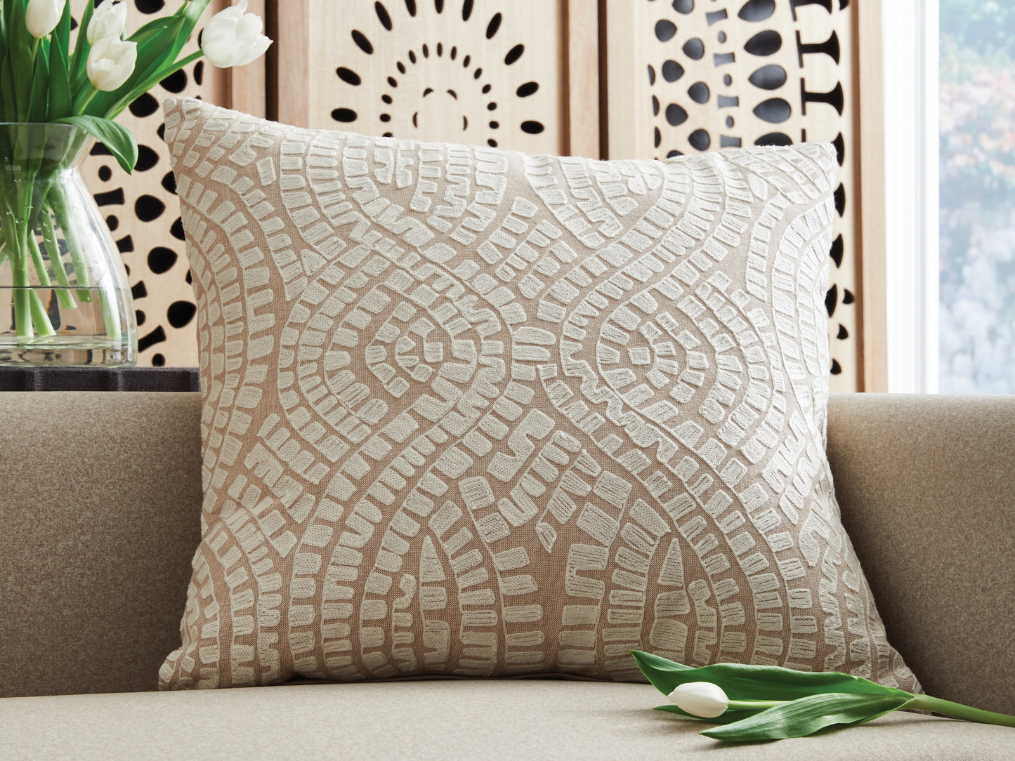 Pines Furniture Outlet - Ashley Furniture - Cortlen Pillows - Pillow (4/CS) / Beige/Ivory - A1001122
