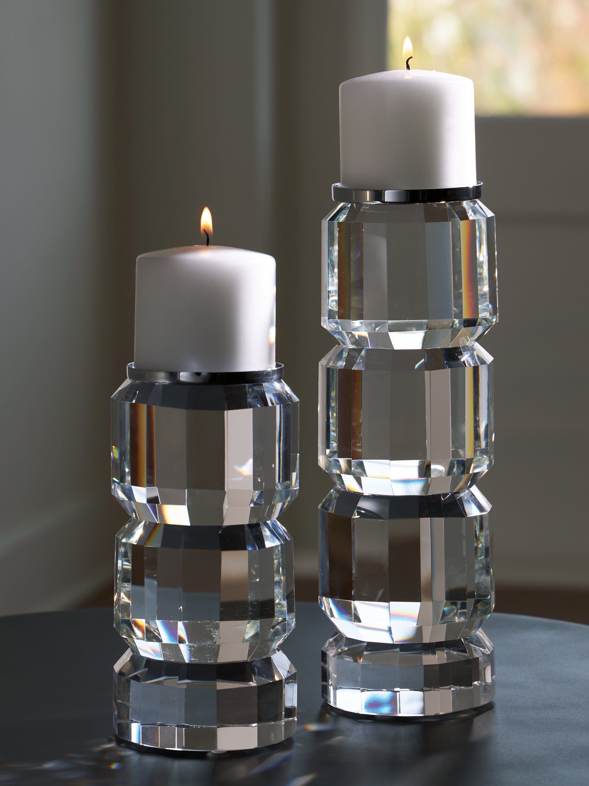 Pines Furniture Outlet - Ashley Furniture - Brentley Candle Holder - Candle Holder Set (Set of 2) / Clear/Silver Finish - A2000770