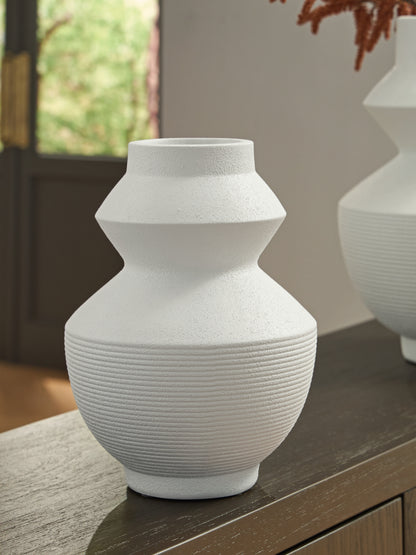 Pines Furniture Outlet - Ashley Furniture - Naveen Vase - Vase / White - A2000870