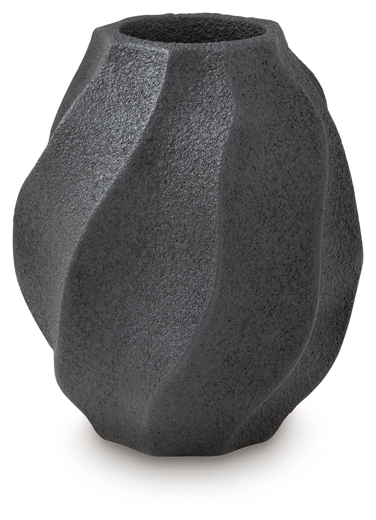 Judworth Vase