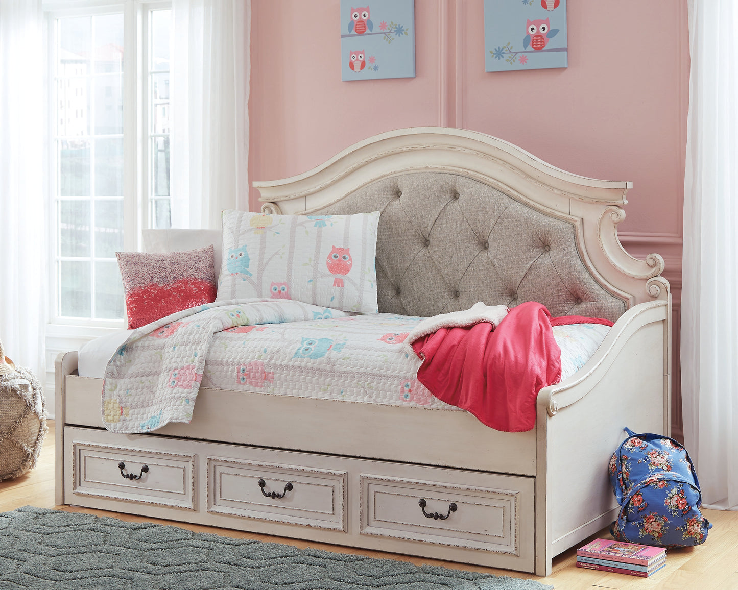 Pines Furniture Outlet - Ashley Furniture - Realyn Bedroom - Twin Day Bed with 1 Large Storage Drawer / Chipped White - B743B15