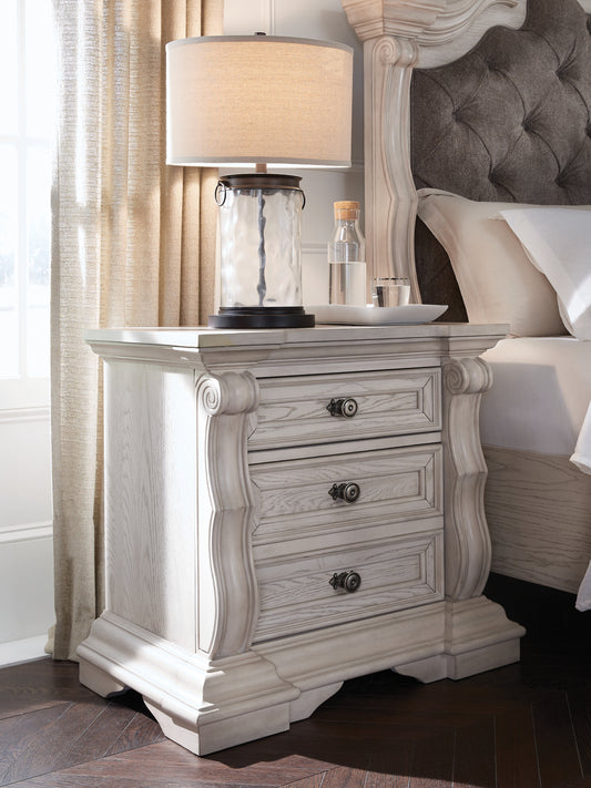 Pines Furniture Outlet - Ashley Furniture - Bruchandi Bedroom - Dresser and Mirror / Antique White - PCB948B1
