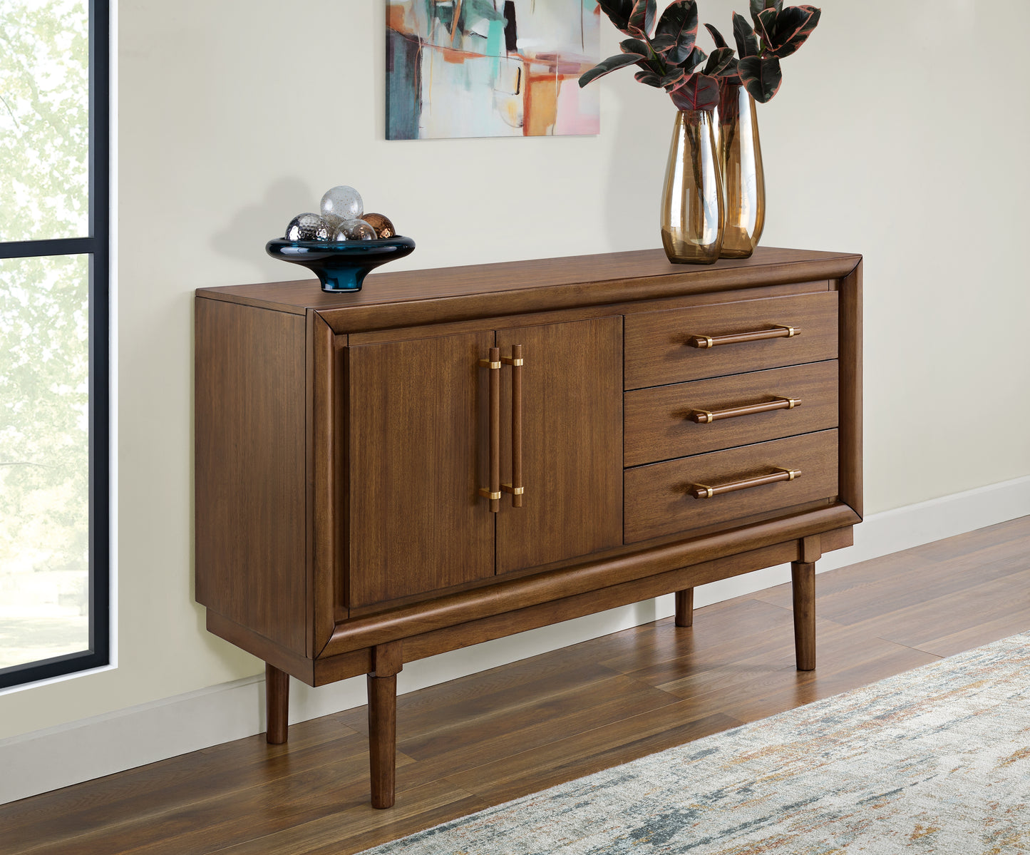 Pines Furniture Outlet - Ashley Furniture - Lyncott Dining Room - Dining Room Server / Brown - D615-60