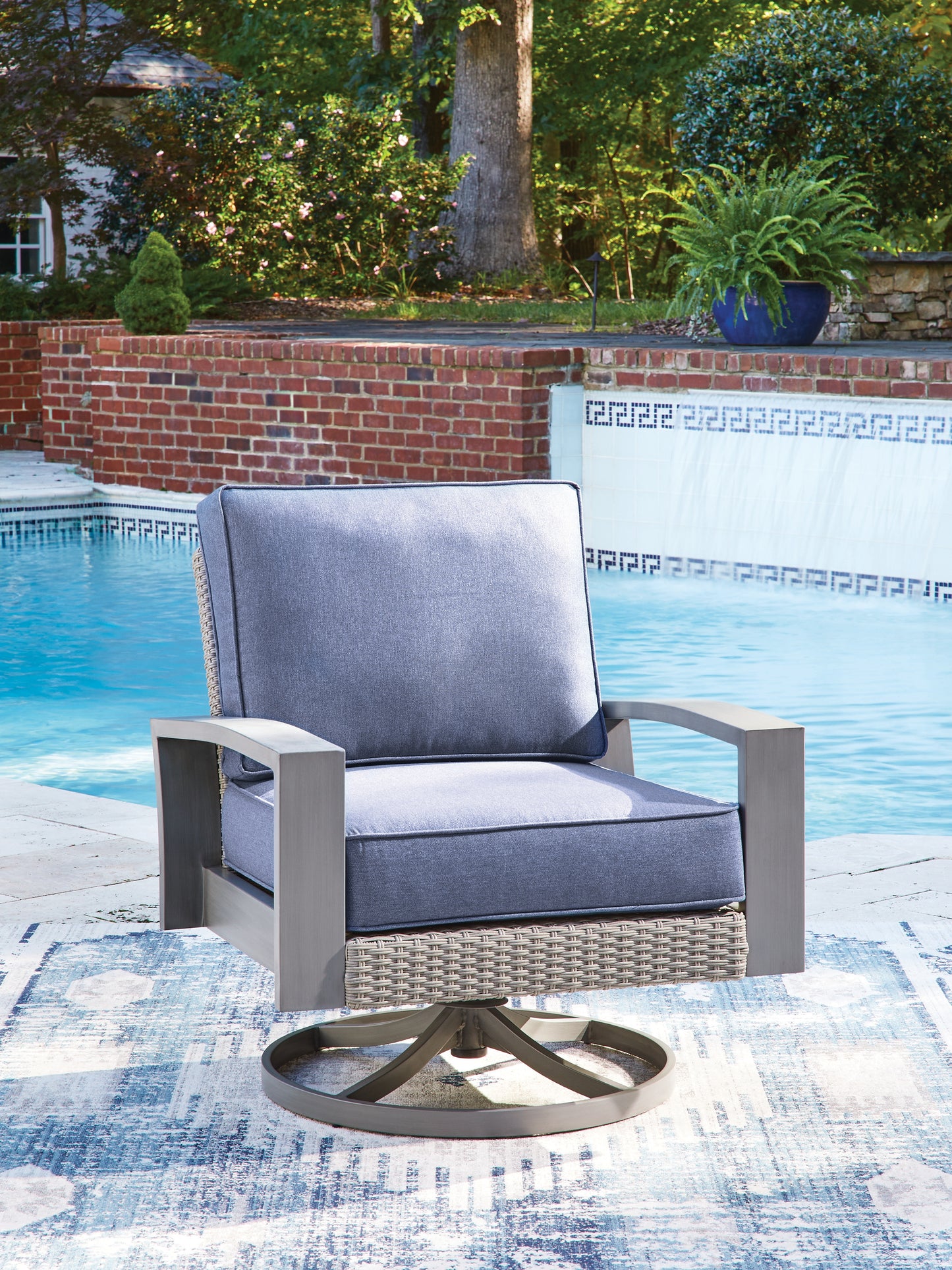 Pines Furniture Outlet - Ashley Furniture - Half Moon Beach Outdoor - Swivel Lounge w/ Cushion / Blue/Gray - PCP418-821
