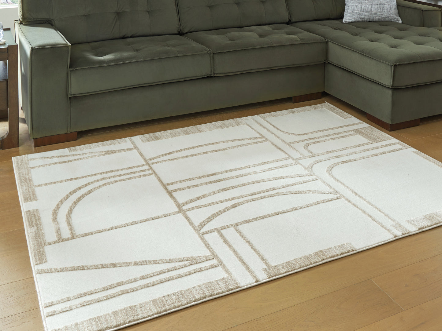 Pines Furniture Outlet - Ashley Furniture - Farongrove Rug - 7'10" x 10' Area Rug / Ivory/Beige - R407671