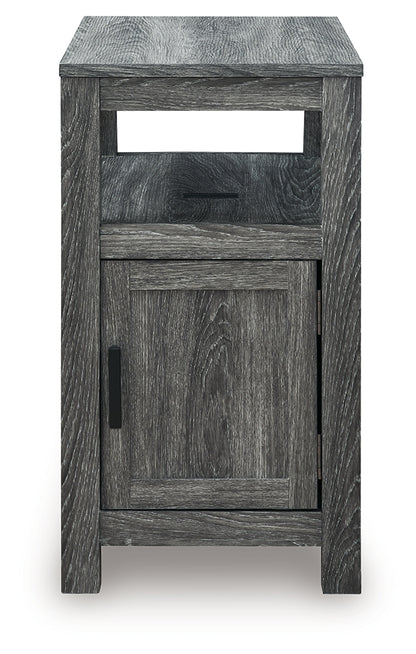 Fendenmore Chairside End Table