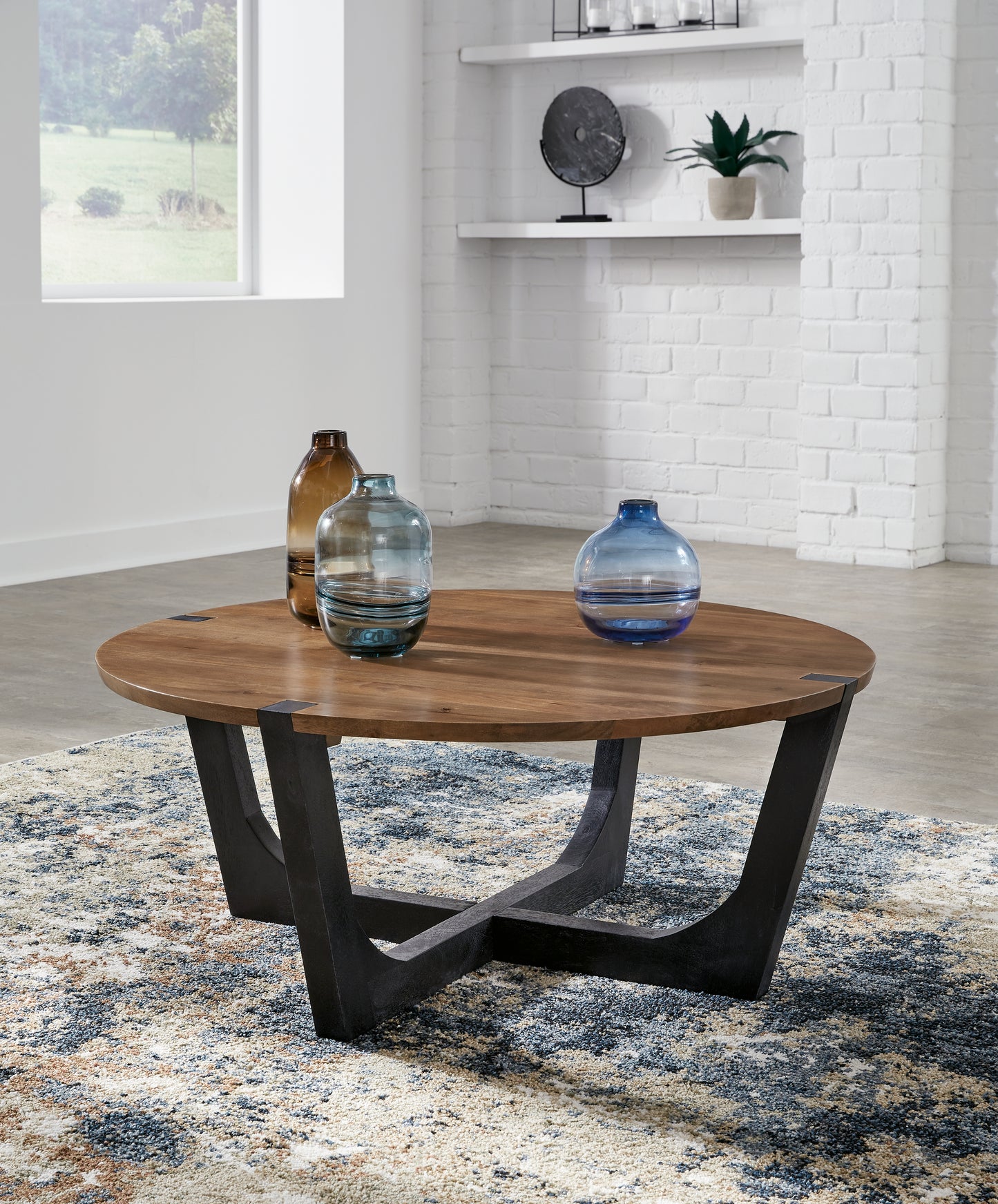Pines Furniture Outlet - Ashley Furniture - Hanneforth Coffee Table - Round Cocktail Table / Brown/Black - T726-8
