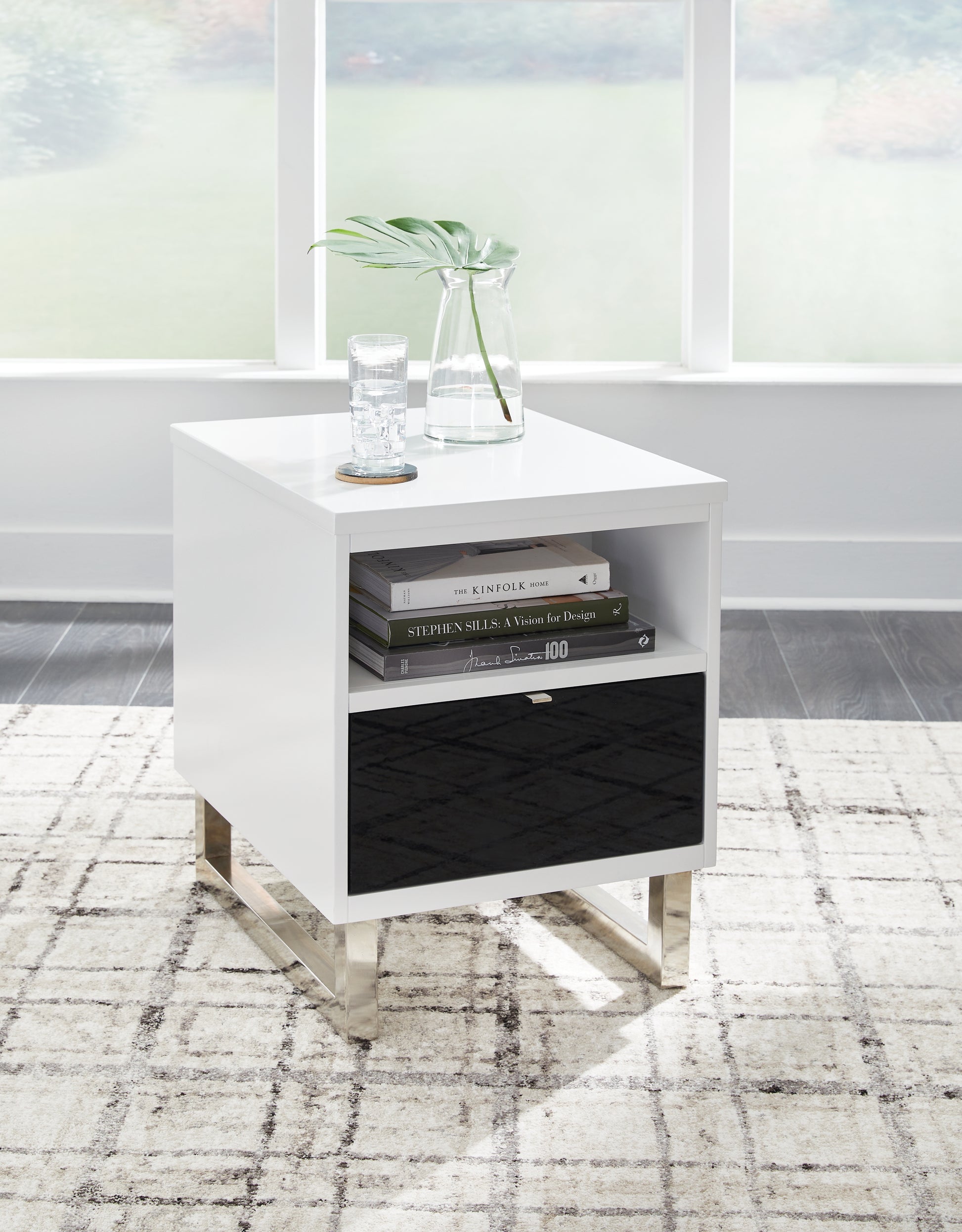 Pines Furniture Outlet - Ashley Furniture - Gardoni Chairside End Table - Chair Side End Table / White/Black - T756-7